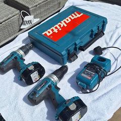 Makita Screw Guns