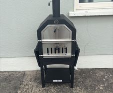 Wood fired pizza oven