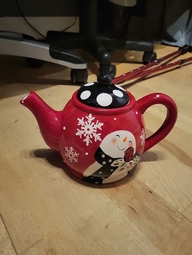 cute Christmas teapot and cookie jar