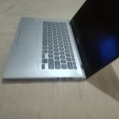 Asus X409j I5-1035g1