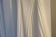 white pleated skirt