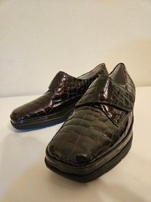 Waldlaufer ladies velcro leather shoes wine bordo Luftpolster RRP 75 euro size UK 3 and UK3.5