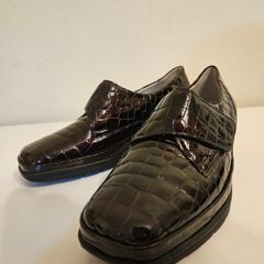 Waldlaufer ladies velcro leather shoes wine bordo Luftpolster RRP 75 euro size UK 3 and UK3.5