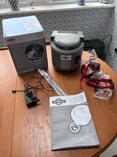 Petsafe Wireless with 2 collars