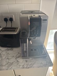 de longhi coffee machine