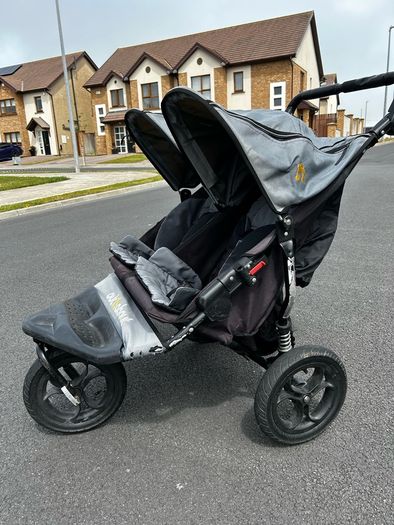 Out n About Double buggy