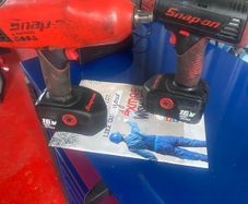 Snap on impact gun