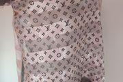 Beautiful shawl Perfect condition Postage included