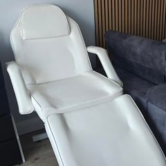 Beauty chair -