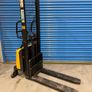 Electric pallet stacker Image 4