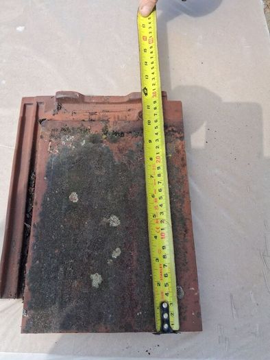 French Beauvois flat thin edge roof tiles