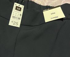 Wide leg trousers