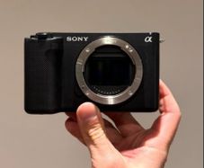 Sony ZV-E1 Full frame camera and cage and cooling system