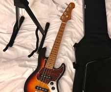 Flight Mini Bass with Accessories
