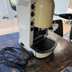 Spinel Lolita CV Italian Pod Coffee Machine  1400W