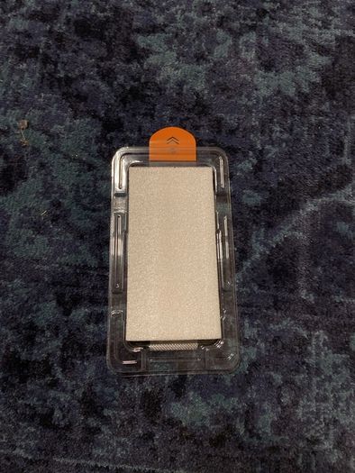 iPhone 16e Screen Protector - brand new