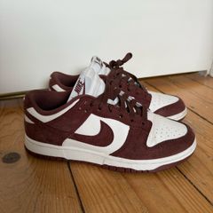 Nike Dunk Low Trainers EU 37.5