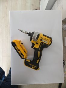 DeWalt impact driver with battery