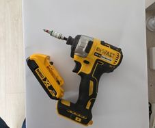 DeWalt impact driver with battery
