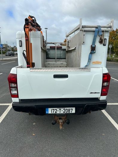 Isuzu D-Max 2.5 Diesel 4x4 Pick Up with Hi-ab