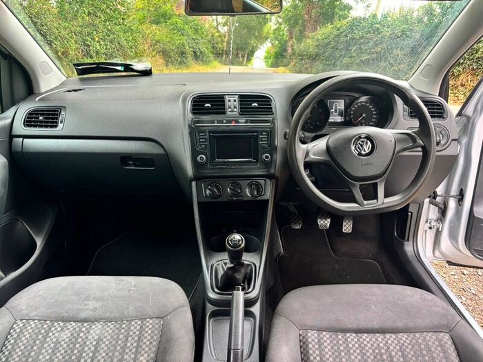 Volkswagen polo 2014 1.0L
