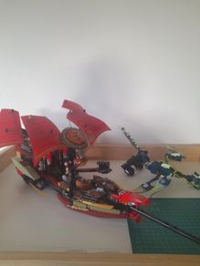 LEGO Ninjago 70738  Final Flight of Destinys Bounty