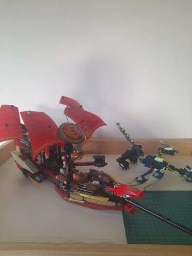LEGO Ninjago 70738  Final Flight of Destinys Bounty