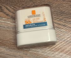 La Roche Posay Anthelios UVAIR Vitamin Sun Stick SPF50+ 10ml