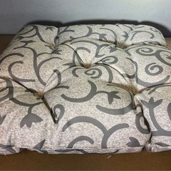 12 Tufted Garden Chair Cushions