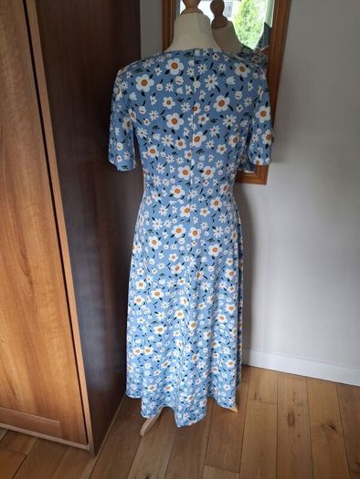 Stunning Marc Angelo New Daisy Tea Dress 10