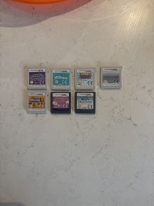 Nintendo 3DS & DS 7 Game Bundle (Pokemon & Mario) Can sell separately