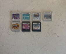 Nintendo 3DS & DS 7 Game Bundle (Pokemon & Mario) Can sell separately