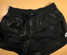 Nike Air Sheen Women's Black Running Shorts CU5520-010 Size Medium - Rare