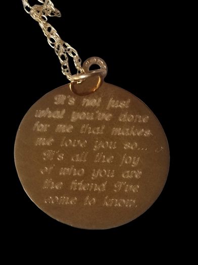 Precious Friend 9ct gold necklace