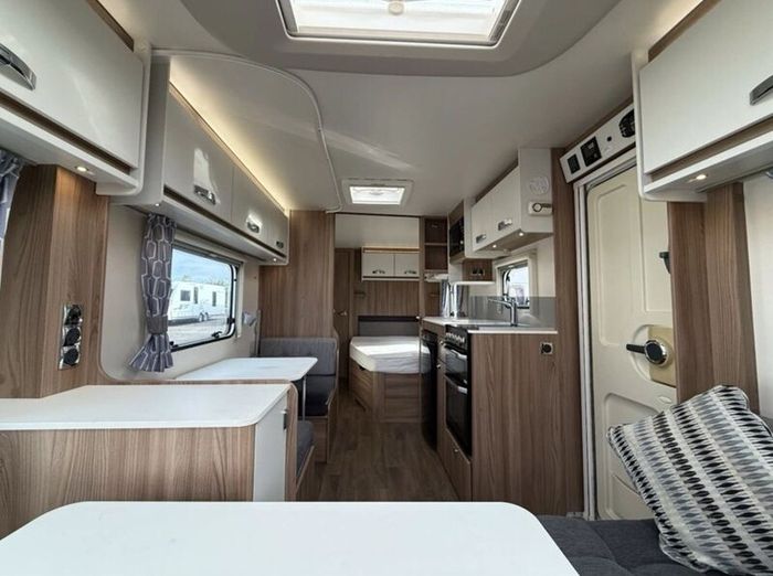 2019 SWIFT SPRITE Quattro 6 berth incl Awning