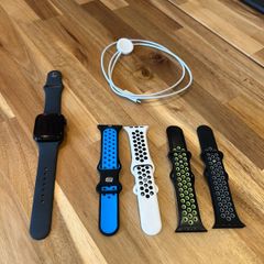 Apple Watch SE 44mm