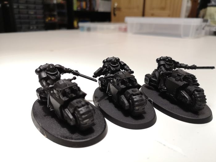 Primaris Outriders - Warhammer 40k