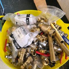 Compression fittings