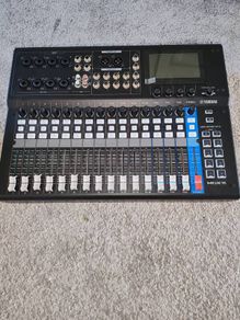 mixing desk Yamaha