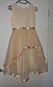 Girls dress