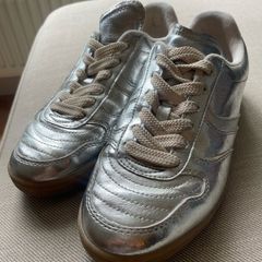 Silver trainers size 4 / EU 37