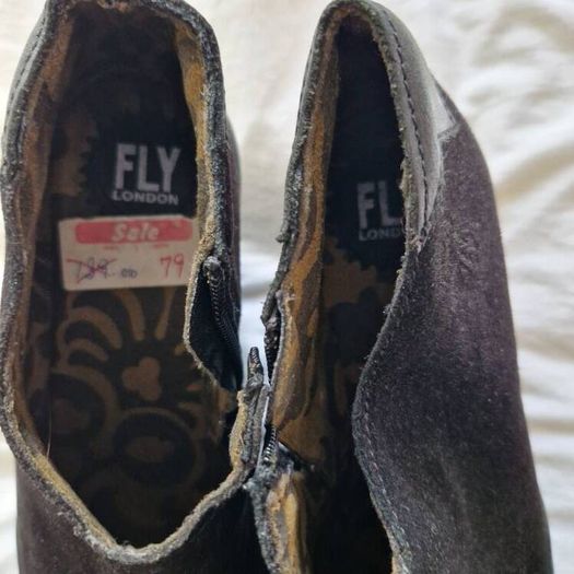 Fly London suede leather ankle wedge boots size 39/6