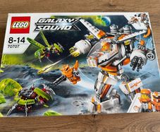 Lego Space 70705 and 70707