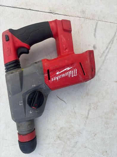 Milwaukee M18 FUEL Cordless Rotary Hammer Drill