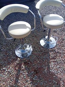 2 stools