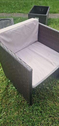 Rattan glass top table and 4 chairs