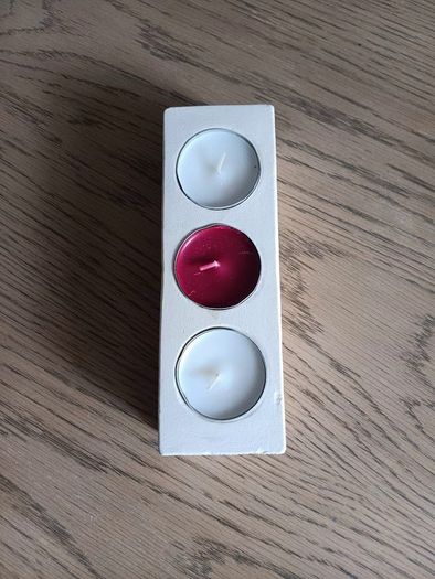 Rectangular 3 tea light candle holder