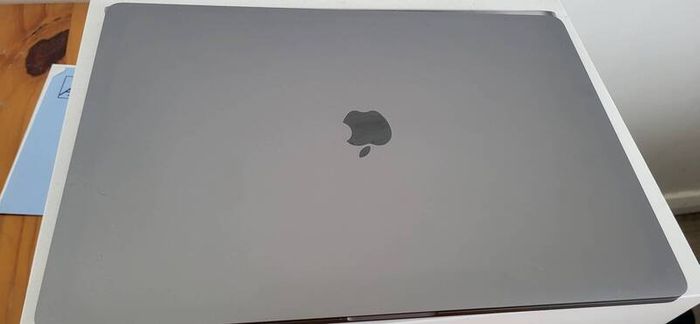 Macbook Pro 16 inch