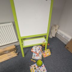 FREE kids Easel