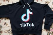 Girls hoodie Tik tok